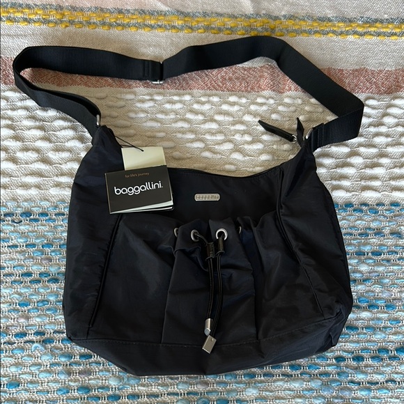Baggallini Handbags - Baggallini Black Shoulder Bag with Adjustable Strap and Silver Hardware